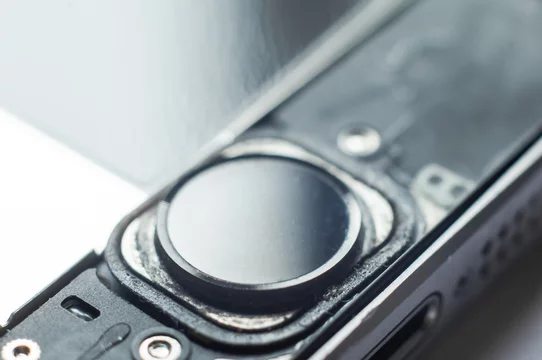 Замена кнопки Home на iPhone в Долгопрудном